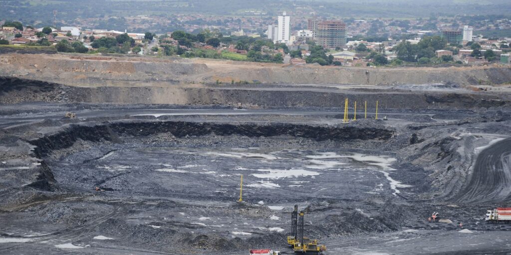 951773-mineradora_20.jpg