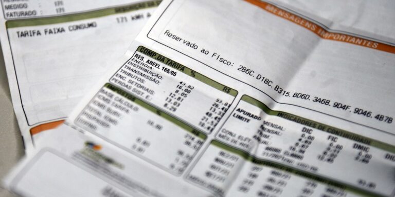 Aneel mantém bandeira para vermelha 1 na conta de luz em novembro