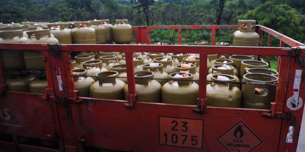 gas_abr_2911214322.jpg