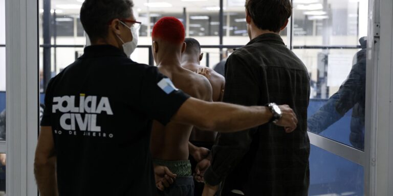 Policiais civis do RJ cobram adicional de 100% sobre pensão por morte