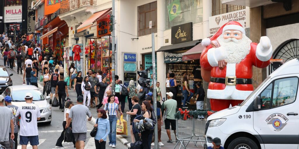 Taxa de desemprego chega a 5,2%, a menor desde 2012