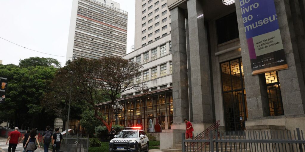 Mulher é presa suspeita de ajudar em roubo de obras de arte em SP