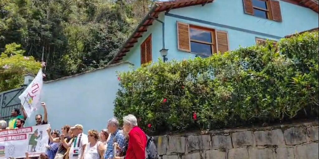 Grupo lança, em Petrópolis, Ponto de Cultura Inês Ettiene