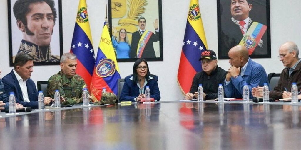 Trump e Delcy Rodríguez relatam conversa “produtiva” por telefone