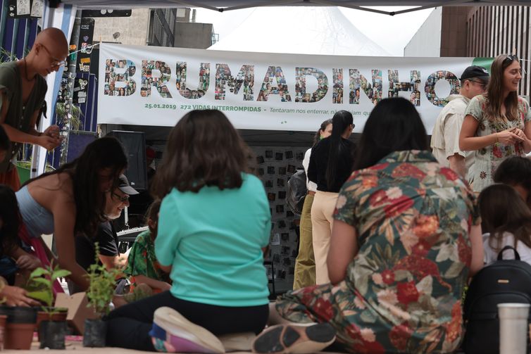 São Paulo (SP), 25/01/2026 - Ato na Avenida Paulista cobra justiça em dia que marca sete anos do rompimento da barragem em Brumadinho  Foto: Paulo Pinto/Agência Brasil