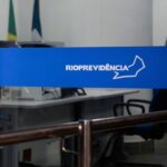 Cláudio Castro exonera presidente da Rioprovidência