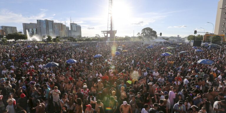 Carnaval 2026: confira a programação dos blocos do DF neste domingo