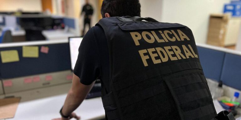 Polícia Federal faz operação em SP contra fraudes na Caixa