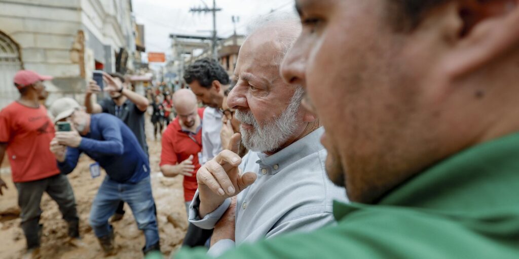 Perdas materiais serão recuperadas, diz Lula em visita a Minas Gerais