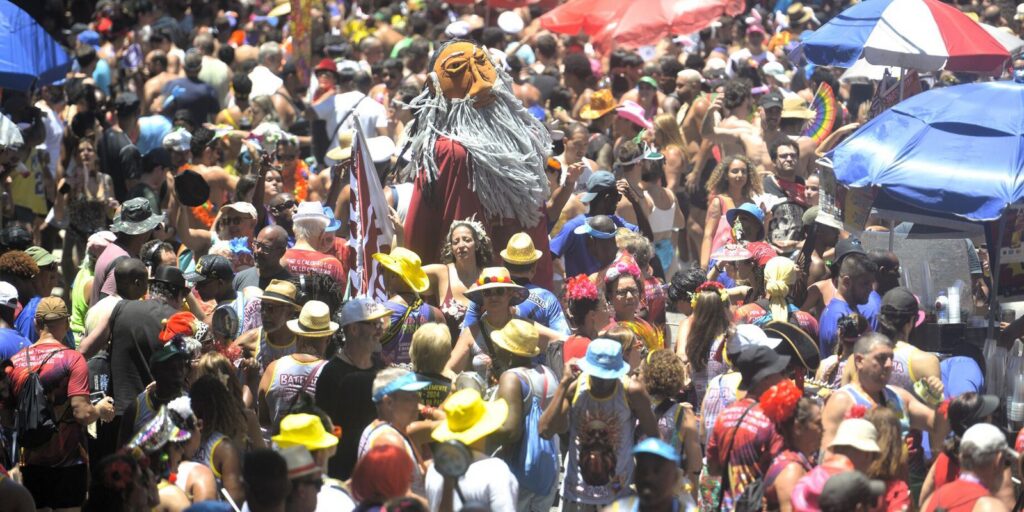 Blocos da Liga Sebastiana desfilam a partir de amanhã no Rio