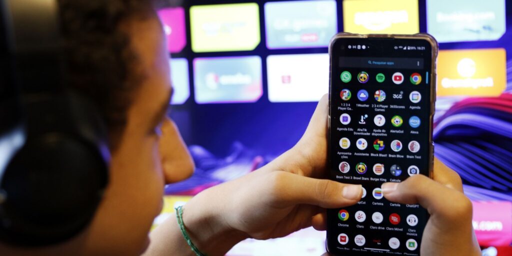 Governo derruba alta de imposto para smartphones e eletrônicos