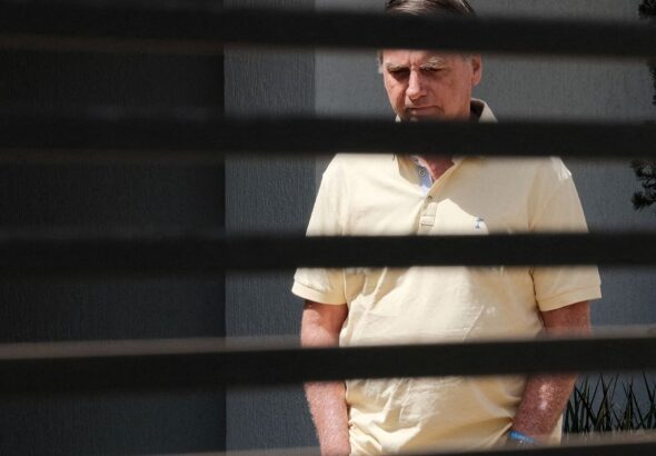 PGR dá parecer favorável à prisão domiciliar de Bolsonaro