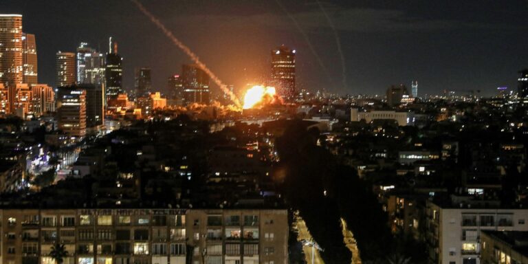 Guerra no Oriente Médio tem mais bombardeios e mortes neste domingo