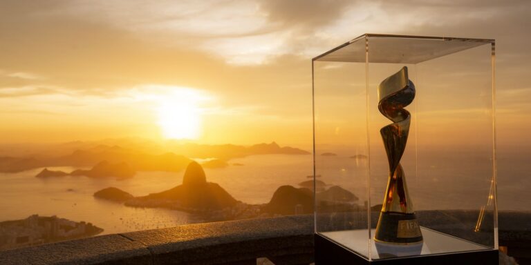 Fifa anuncia investimentos de R$ 4,2 bilhões na Copa Feminina de 2027