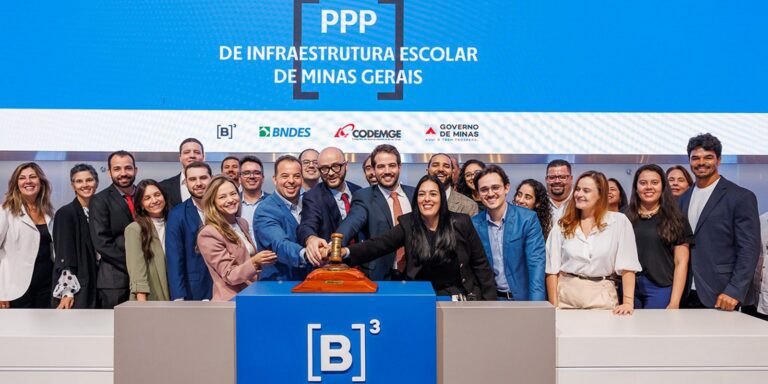 Setor privado assume gestão de infraestrutura de escolas em MG