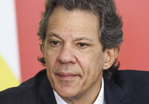 Haddad fará proposta aos estados para conter preços dos combustíveis