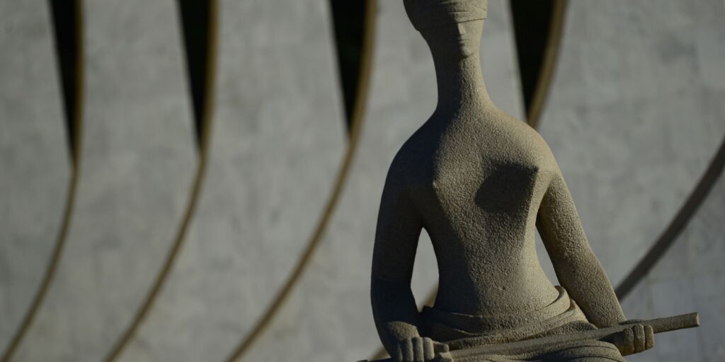 Confira penduricalhos cortados e mantidos após decisão do Supremo