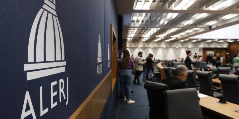 PL pede que governo tampão do RJ seja exercido por presidente da Alerj