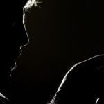 Conteúdos violentos contra a mulher viralizam na internet; saiba mais