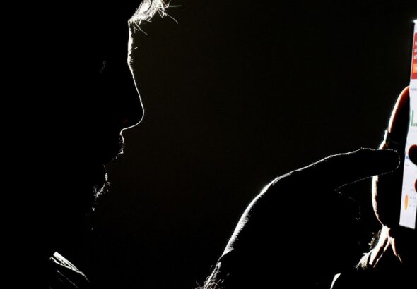 Conteúdos violentos contra a mulher viralizam na internet; saiba mais