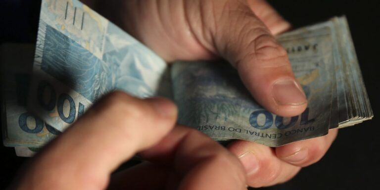 Mercado eleva previsão da inflação para 4,31% este ano