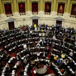 Justiça argentina barra trechos da reforma trabalhista de Milei