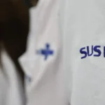 Março Azul: exames para rastrear câncer de intestino triplicam no SUS