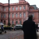 Milei proíbe acesso de jornalistas à Casa Rosada: “ataque à imprensa”