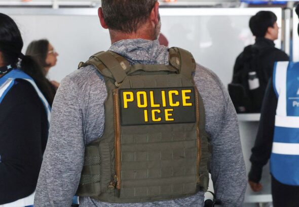 EUA pedem saída de “funcionário brasileiro” por manipular imigração