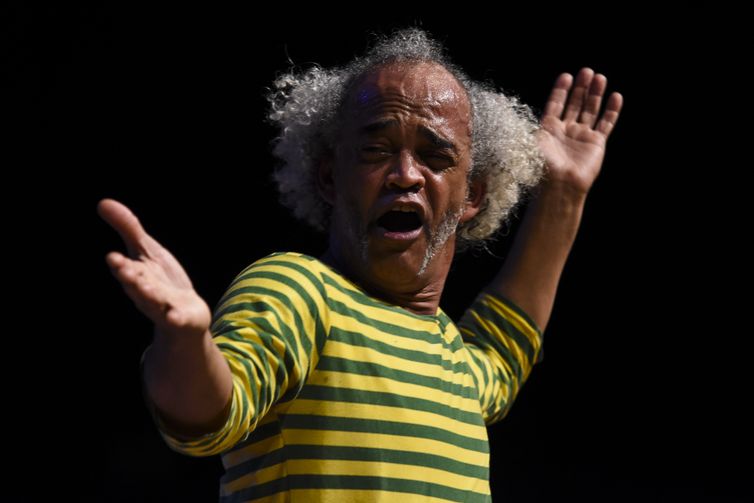 Sesi, Taguatinga, DF, Brasil 27.9.2018 
O primeiro mímico de Brasília, Miqueias Paz se apresenta na Quarta Cênica pelo projeto Sesi BRB Cultural. Foto: Helio Montferre/Sistema Fibra.