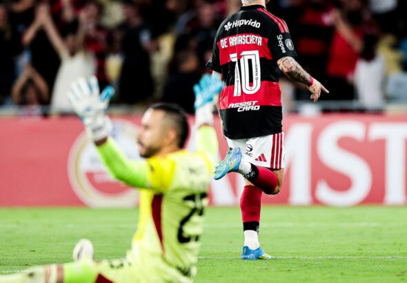 Flamengo goleia Independiente Medellín por 4 a 1 na Copa Libertadores