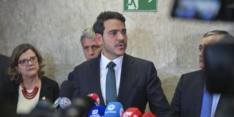 “Não é simples, mas Senado é soberano”, diz Messias após rejeição