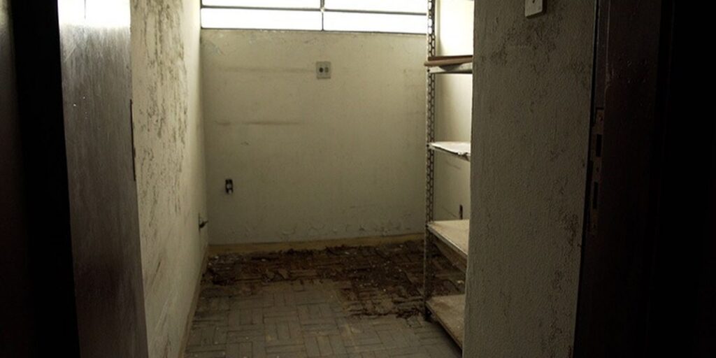 Pesquisa identifica cela em que ditadura simulou suicídio de Herzog