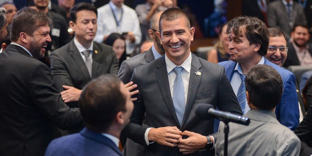 PDT aciona STF para anular eleição de Douglas Ruas na Alerj