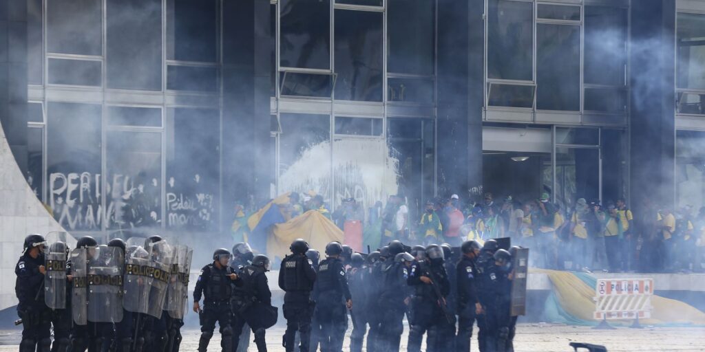 Supremo chega a 1,4 mil condenados pelos atos golpistas