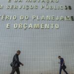 Gasto com pessoal e benefícios fiscais terão limite a partir de 2027