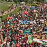 Indígenas de todo o Brasil ocupam a Esplanada dos Ministérios