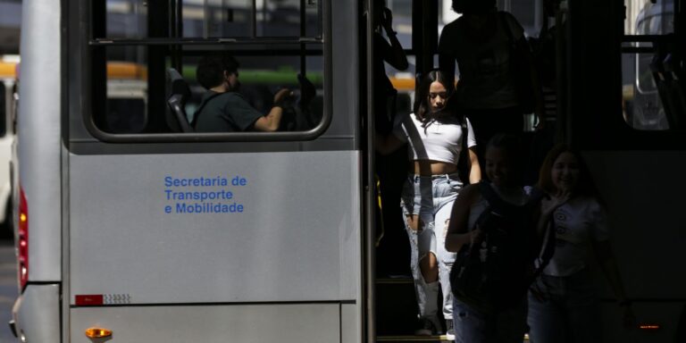 Rio terá lei contra abuso a mulheres no transporte coletivo