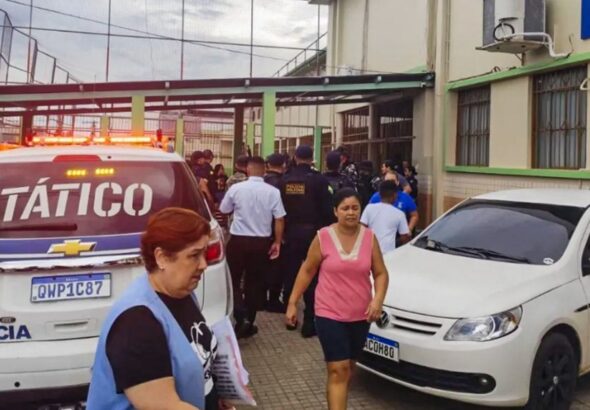 Adolescente invade escola e mata duas funcionárias a tiros no Acre