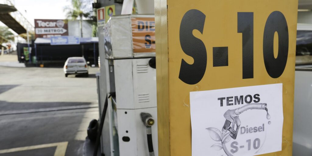 Importações de diesel da Rússia e EUA aumentam com fechamento de Ormuz