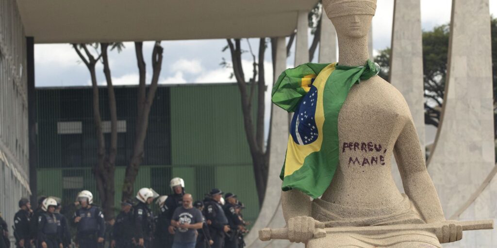 Débora do Batom recorre para ser beneficiada pela Lei da Dosimetria 