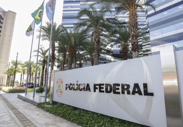 Em ação com a Interpol, PF prende em Dubai hacker do caso Banco Master