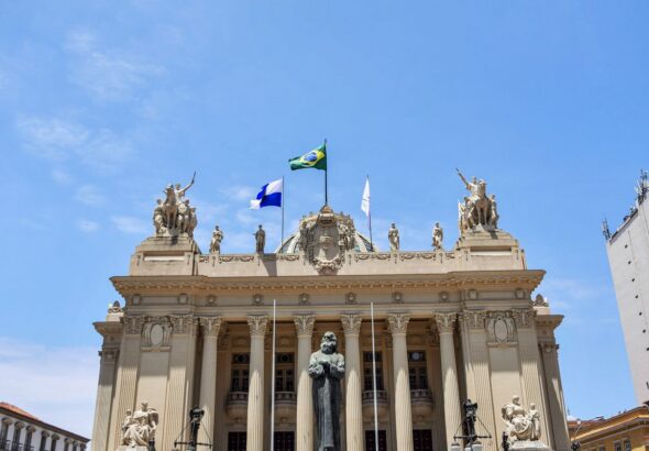 RJ: projeto prevê uso de banheiros neutros para pessoas trans