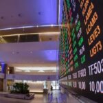 Bolsa cai mais de 2% e atinge menor nível desde o fim de março