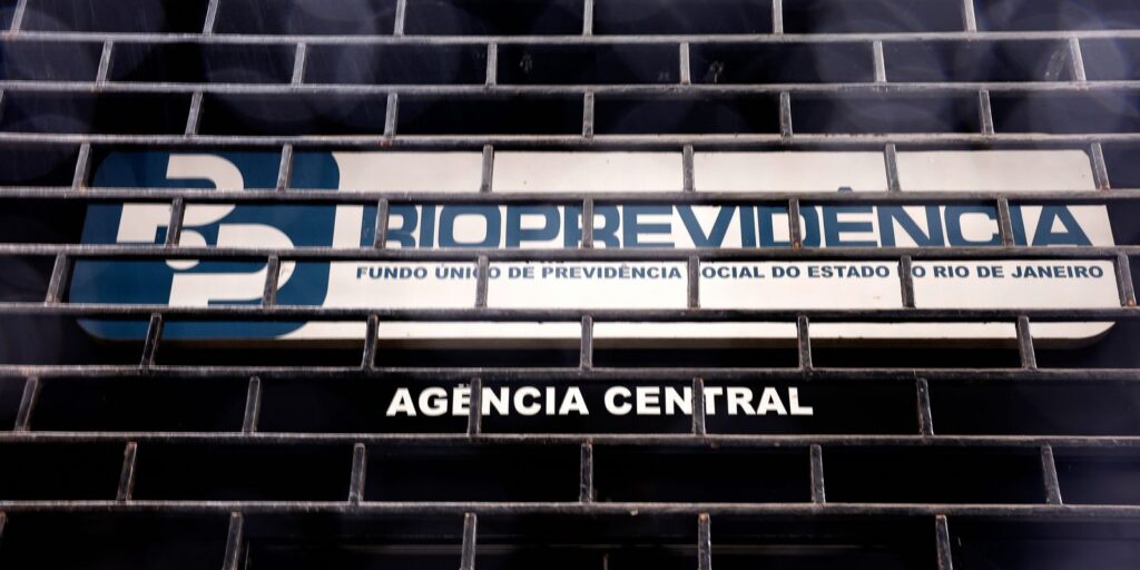 Operação contra Castro mira aportes de R$ 3,6 bi em fundos do Master