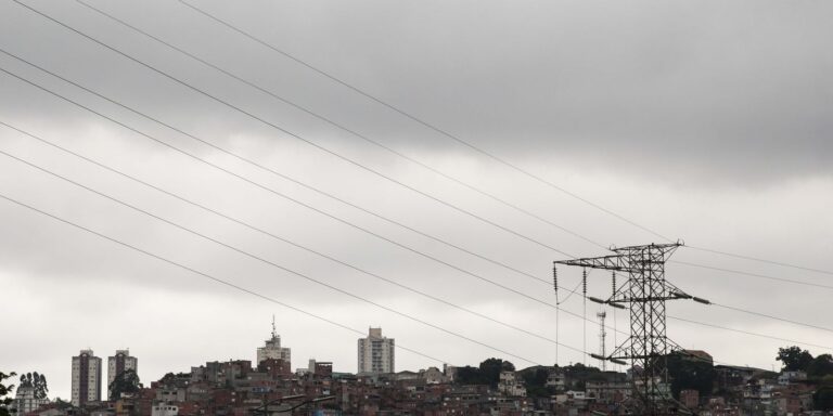 Fim de semana será de temporal no Sudeste e chuva intensa no Norte