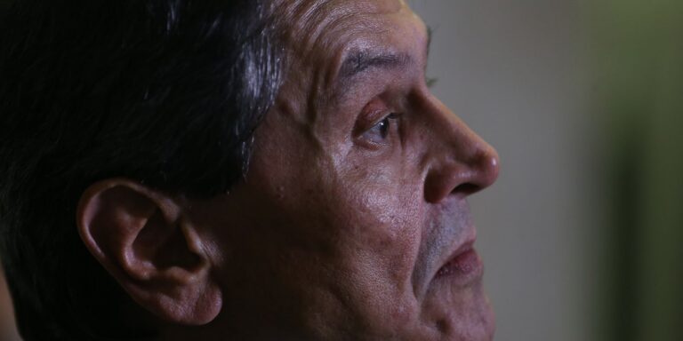 Moraes e Dino rejeitam recurso de Roberto Jefferson contra multa