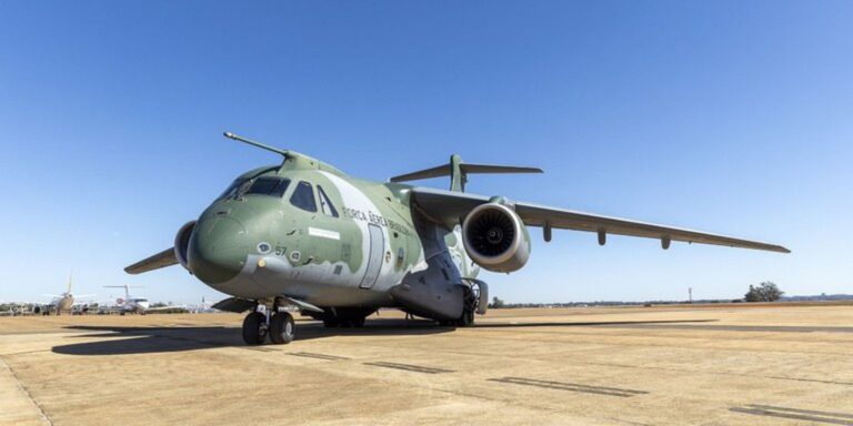 FAB envia avião com equipes de busca à Venezuela