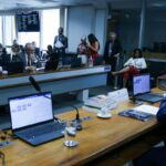 Senadores discutem ritmo de tramitação da PEC do fim da escala 6x1