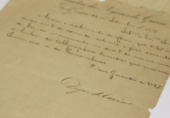Venda ilegal de documentos históricos preocupa Arquivo Nacional